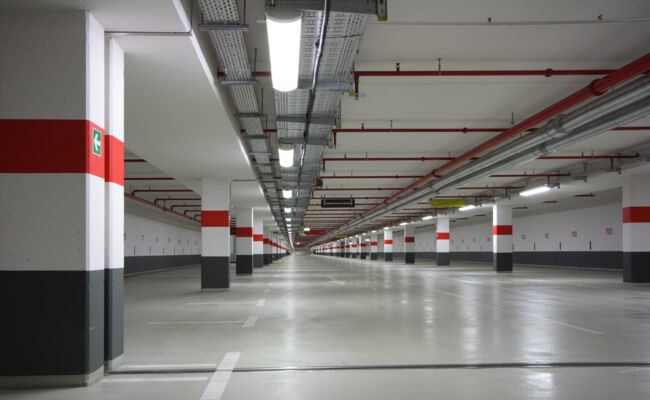Prüfung von CO-Warnanlagen in Garagen, Tiefgaragen & Parkhäusern